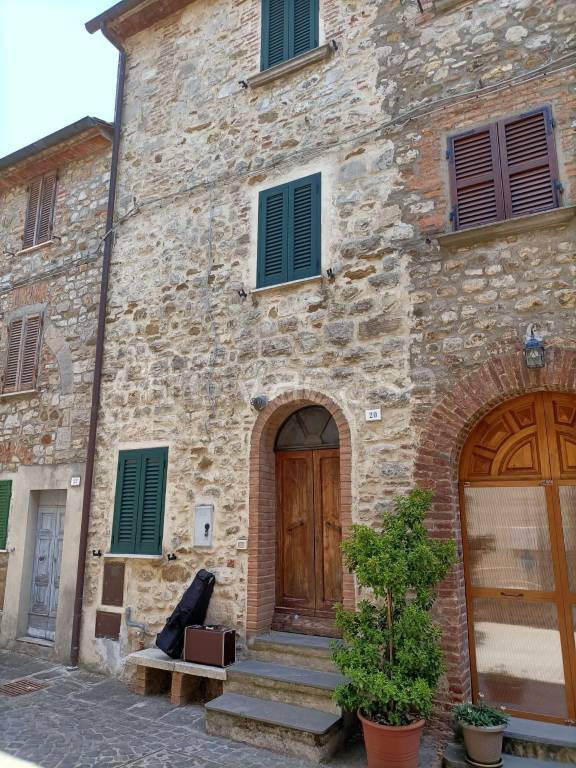 Appartamento in in vendita da privato a Fabro via Giuseppe Garibaldi