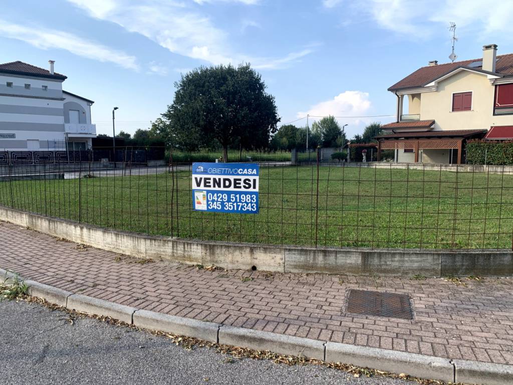 Terreno Residenziale in vendita a Borgo Veneto
