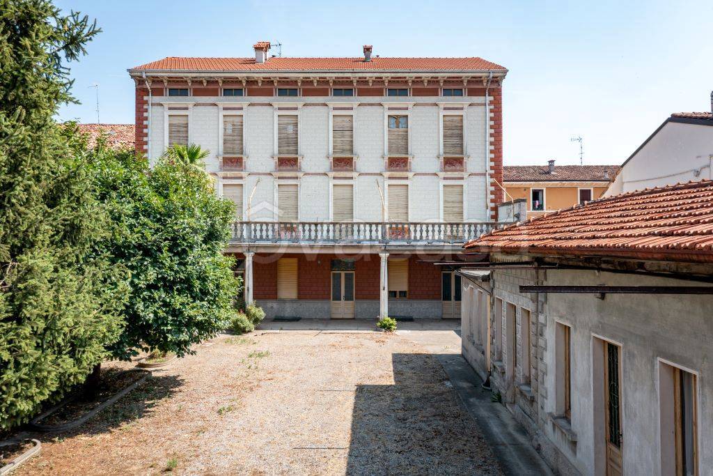Villa in vendita a Manerbio