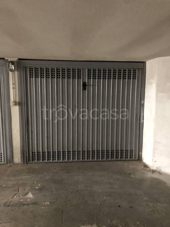 Garage in vendita a Parma via Venezia, 13
