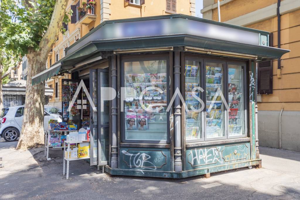 Edicola in vendita a Roma viale Parioli