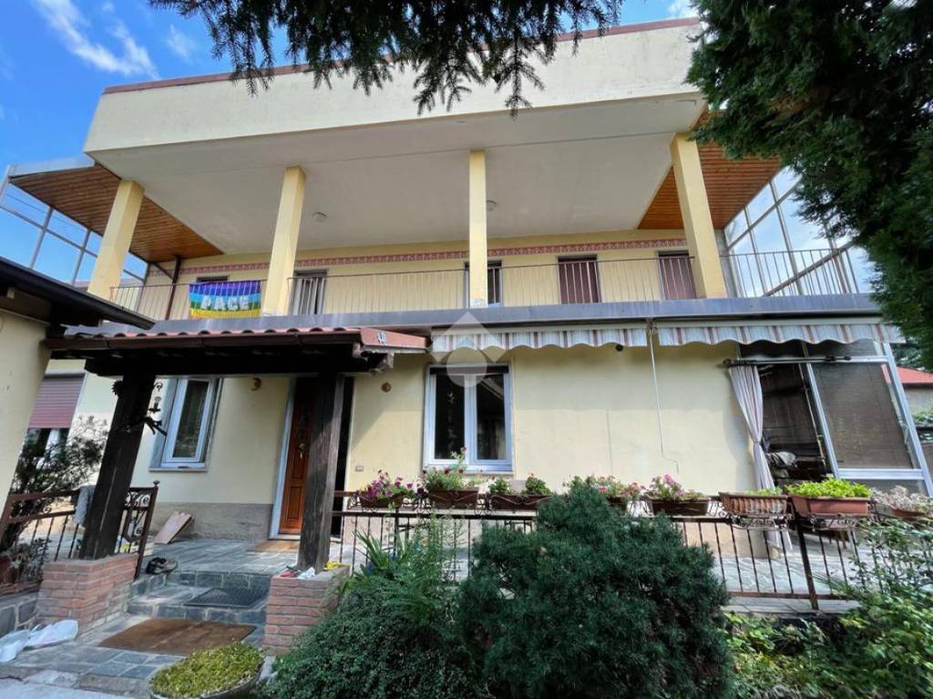 Villa in vendita ad Arconate via Monte Grappa, 32