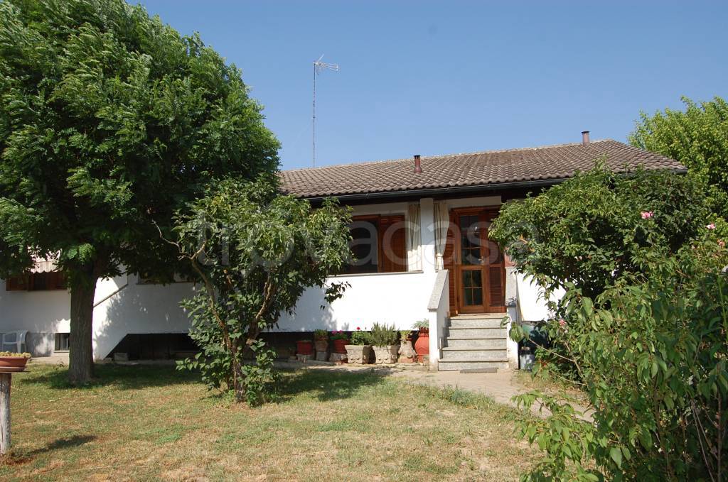 Villa in vendita a Fubine Monferrato