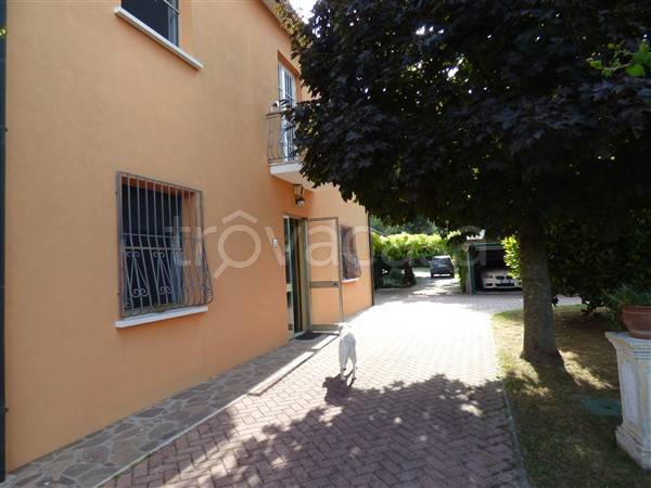 Villa in vendita a Lugo via Fiasca Monti