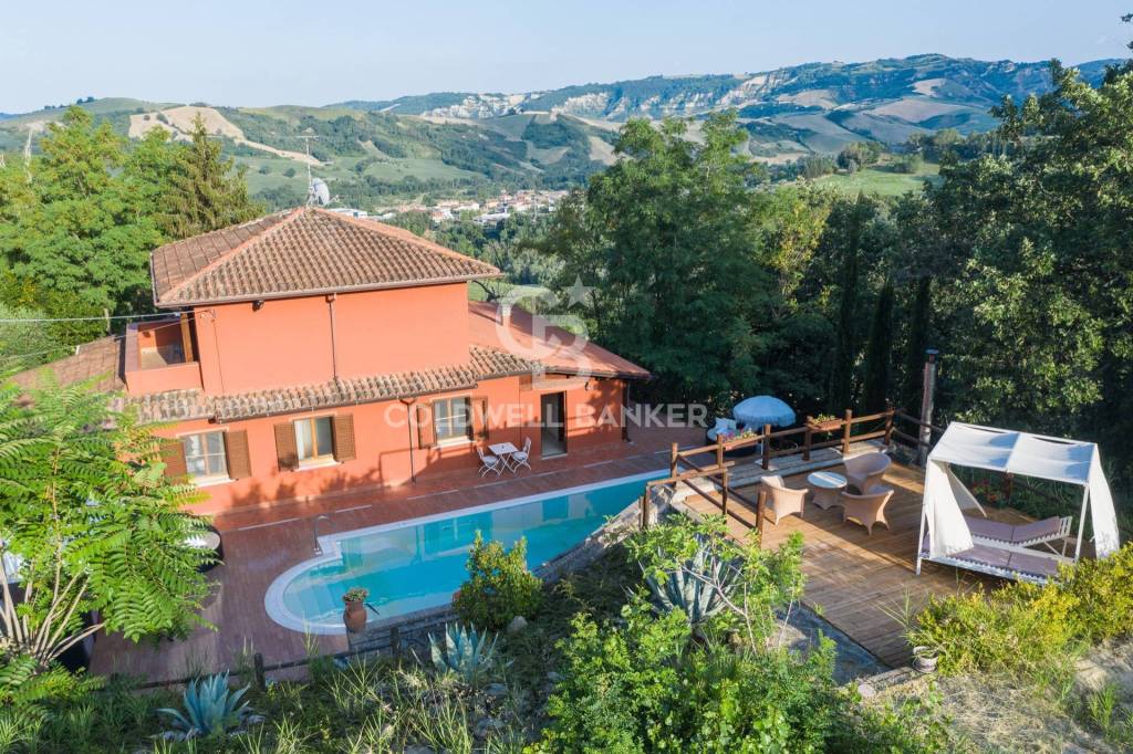 Villa in vendita a Montescudo-Monte Colombo via Gaiano, 3