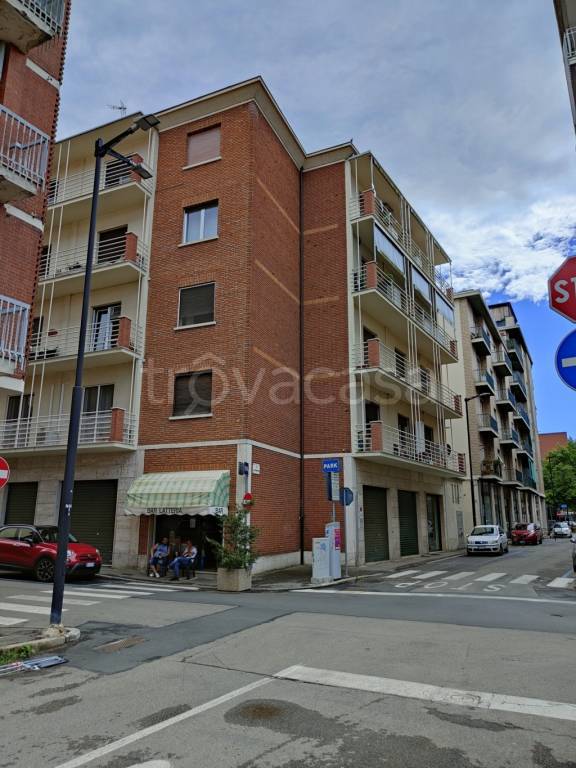 Appartamento in vendita ad Asti via Gioacchino Rossini, 17