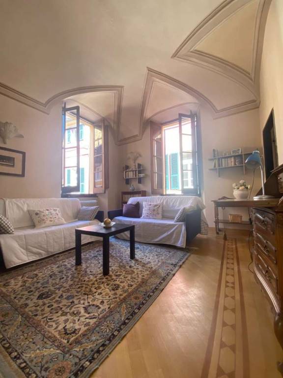 Appartamento in affitto a Varese Ligure via Garibaldi 81