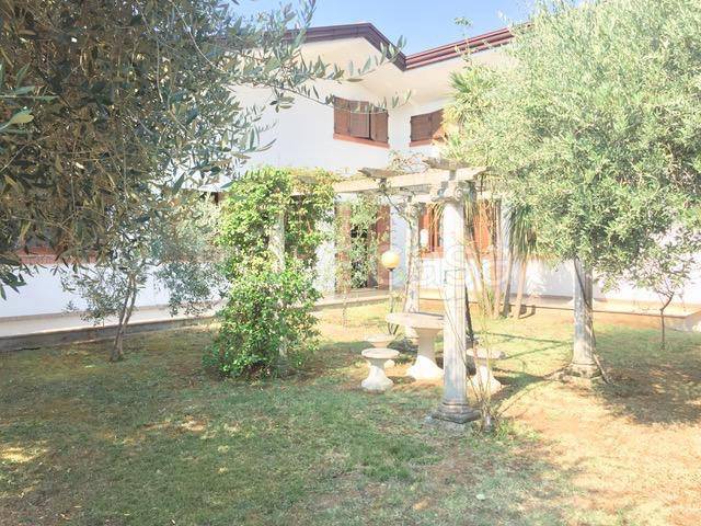 Villa Bifamiliare in in vendita da privato a Misano Adriatico via del Carro, 75