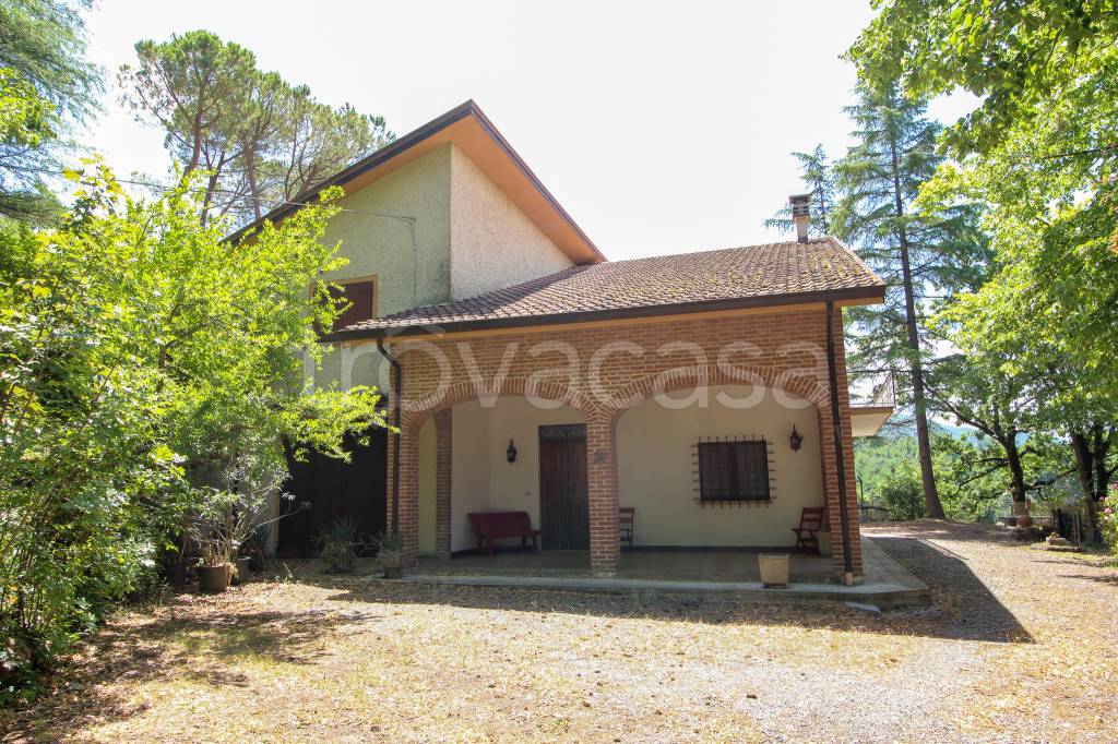 Villa in vendita a Rivergaro via Rocchetta