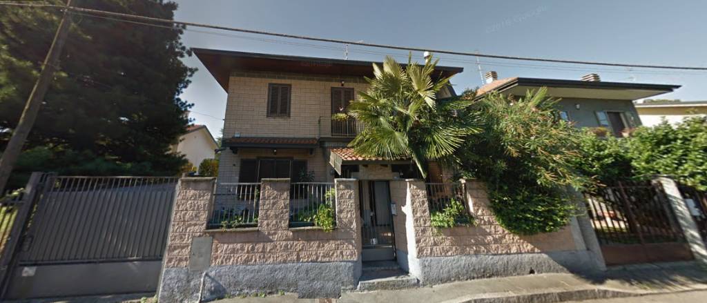 Villa in vendita a Cerro Maggiore via Agostino Bertani, 29
