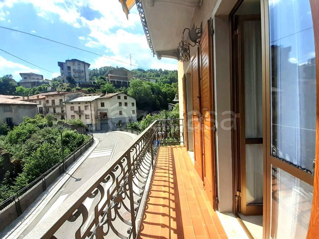 Appartamento in vendita a Ponte Nossa via Sorgenti, 5