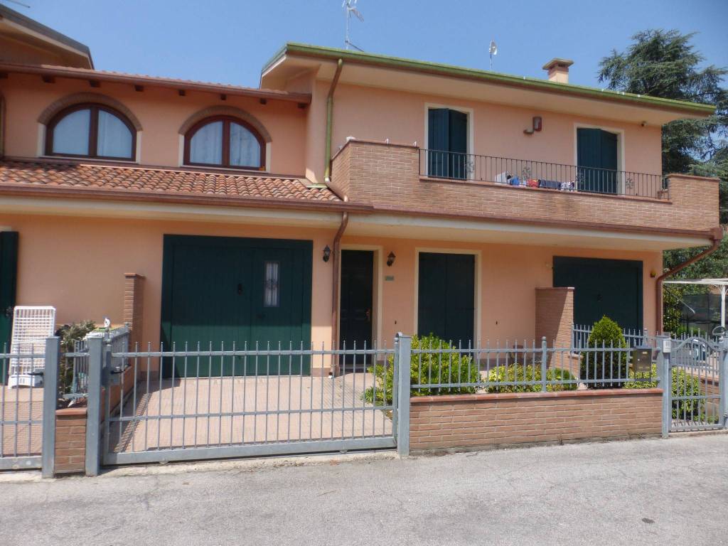 Appartamento in in vendita da privato a Frassinelle Polesine via Giacomo Matteotti, 37