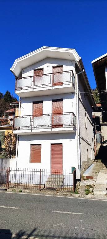Casa Indipendente in in vendita da privato a Valdilana frazione Ferrero