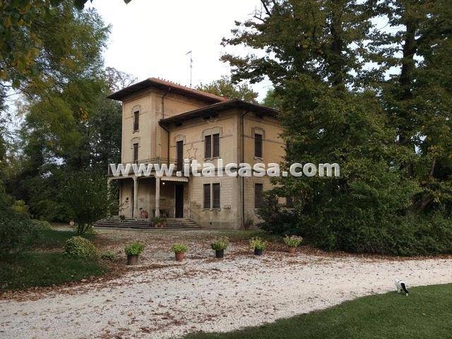 Villa in vendita a Marcaria strada Campo Brondino