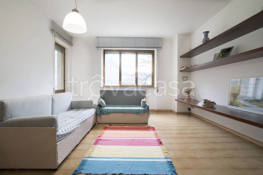 Appartamento in vendita a Prata Camportaccio via Pizzo, 13