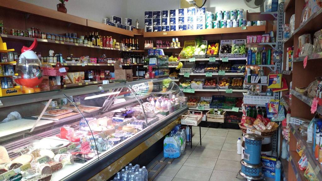 Negozio Alimentare in in vendita da privato a Genova via dei Sessanta, 33R