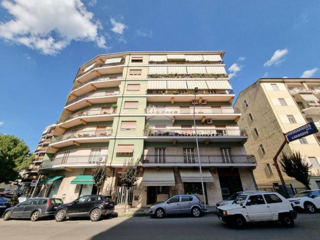 Appartamento in vendita a Cosenza piazza bonaventura zumbini, 72