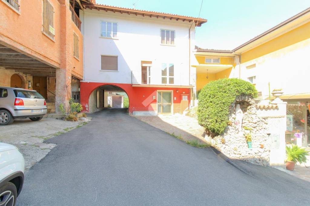 Appartamento in vendita a Sabbio Chiese via s. Lorenzo