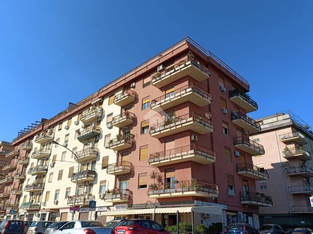 Appartamento in vendita a Palermo via Gian Lorenzo Bernini, 23
