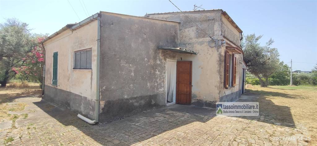 Villa in vendita a Ortona strada Provinciale Ripari di Giobbe