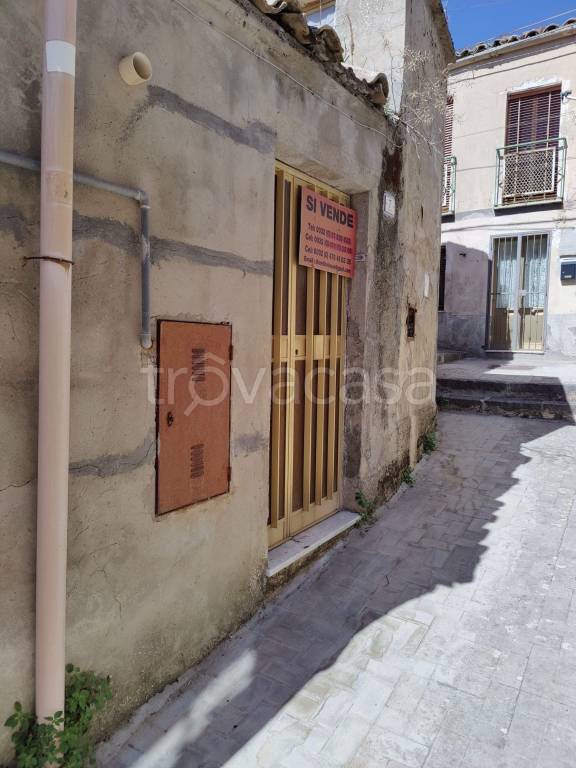 Casa Indipendente in in vendita da privato a Enna via Zuccarello, 7