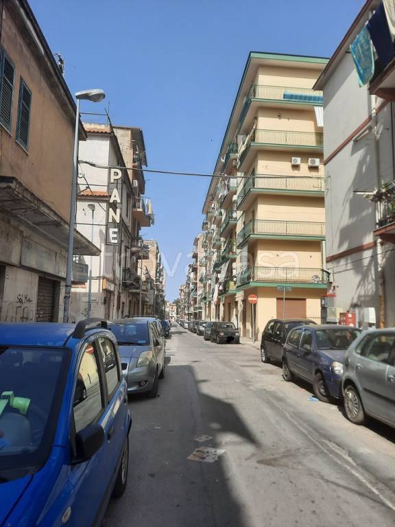 Appartamento in vendita a Palermo via Giuseppe Crispi, 33
