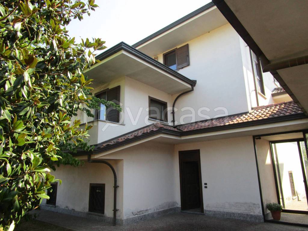 Villa in vendita a Vigevano via Vittorio Alfieri