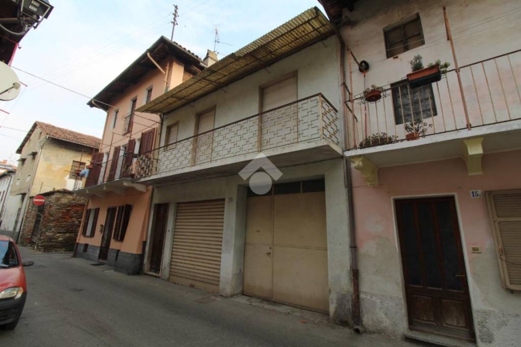 Casa Indipendente in vendita a Cavaglià via d' alice