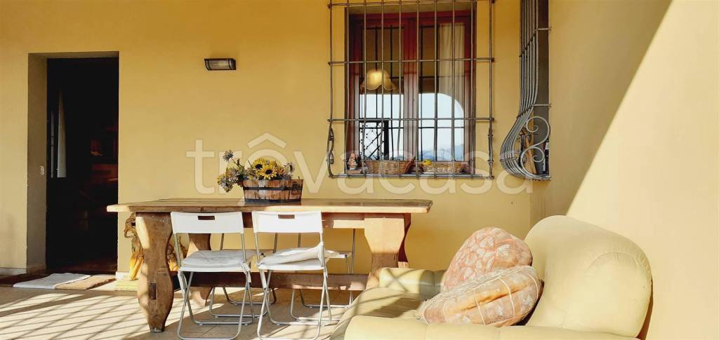 Appartamento in vendita a Poggio a Caiano via Filippo Brunelleschi