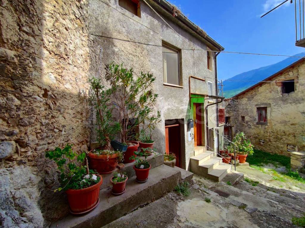 Casale in vendita a Caramanico Terme