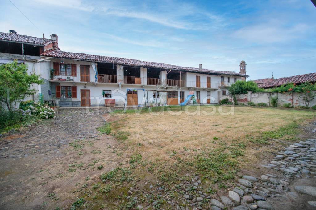 Casa Indipendente in vendita a Rivarolo Canavese via del Molino