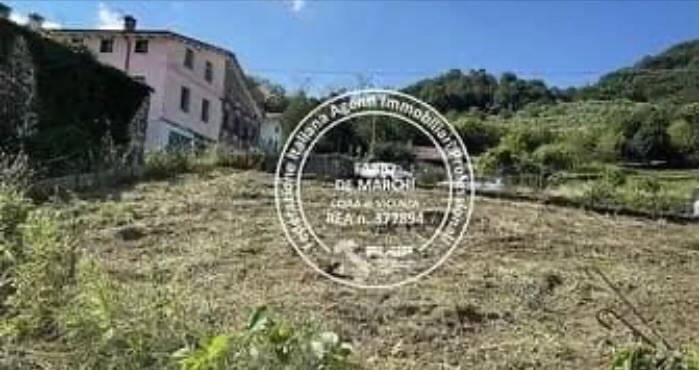 Terreno Residenziale in vendita a Cornedo Vicentino via Tezze di Cornedo, 8