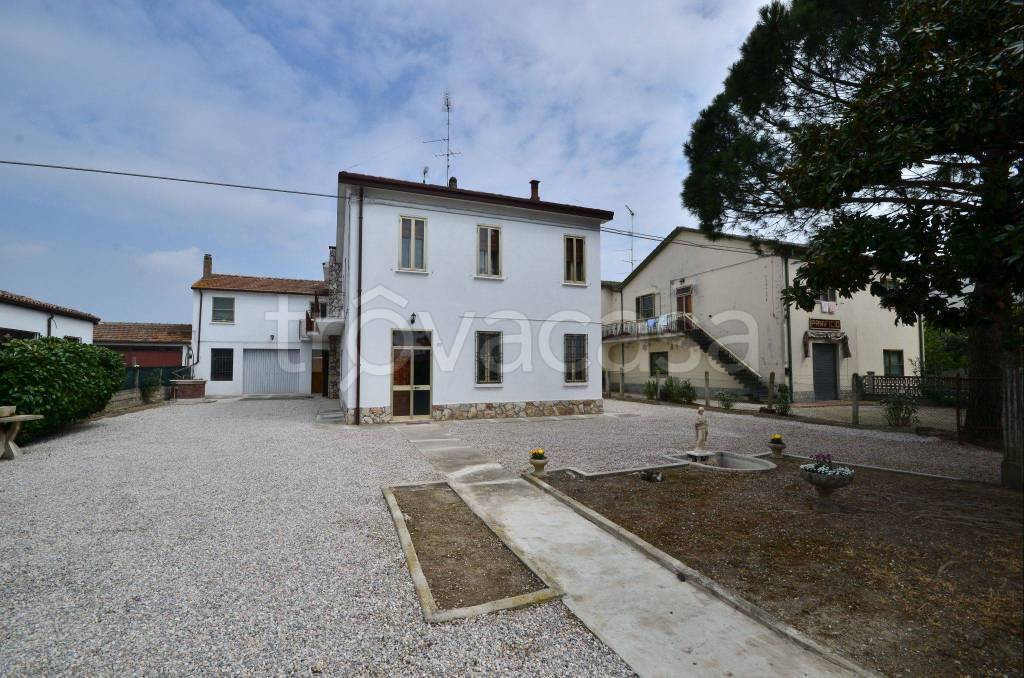 Villa in in vendita da privato a Ostellato via Ferrara, 42
