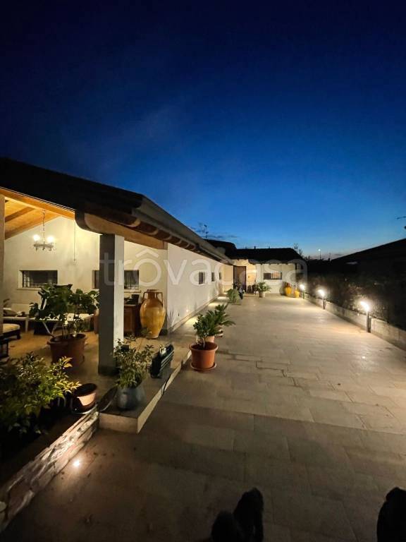 Villa in in vendita da privato a Castelbelforte via Alessandro Manzoni