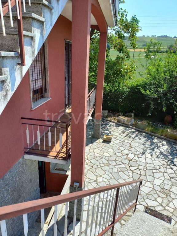 Villa Bifamiliare in vendita a Casteggio