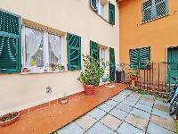 Appartamento in vendita a Ronco Scrivia piazza Carpaneto