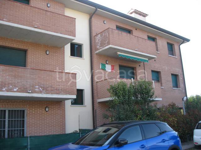 Appartamento in vendita a Ferrara via Giovanni Ranuzzi