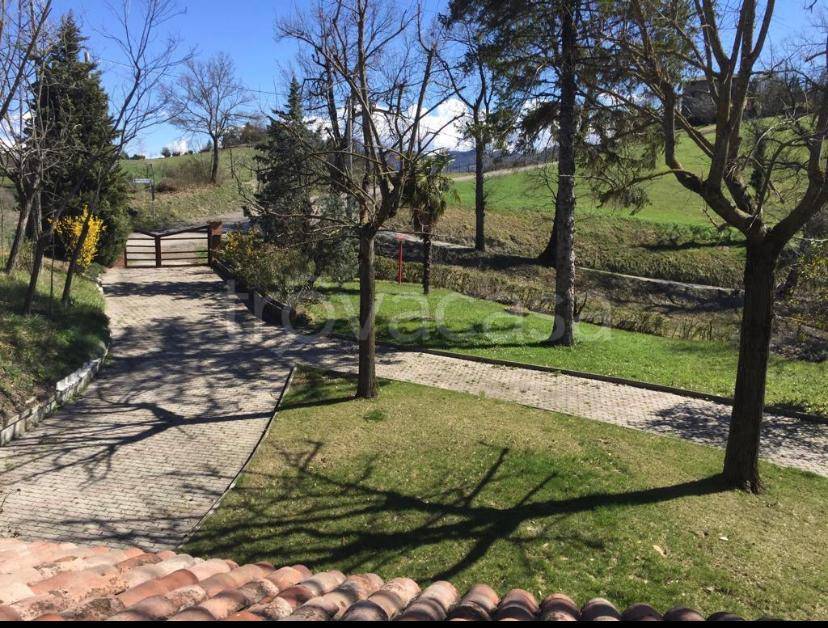 Villa in vendita a Valsamoggia via Serra, 789