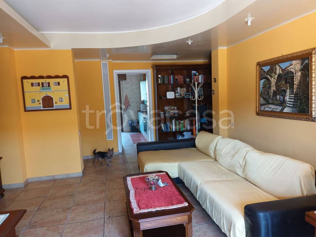 Appartamento in in vendita da privato a Cagliari via Alessandro iii, 103
