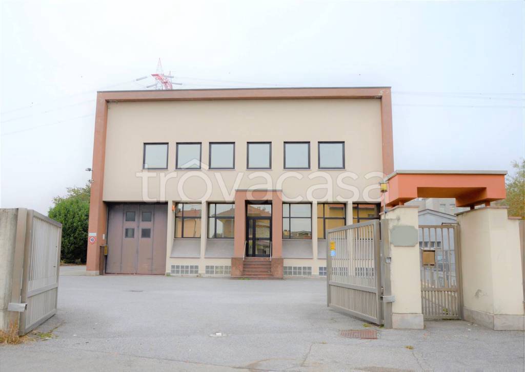 Capannone Industriale in affitto a Brugherio