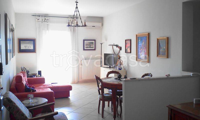 Appartamento in vendita a Modugno via Porto Torres