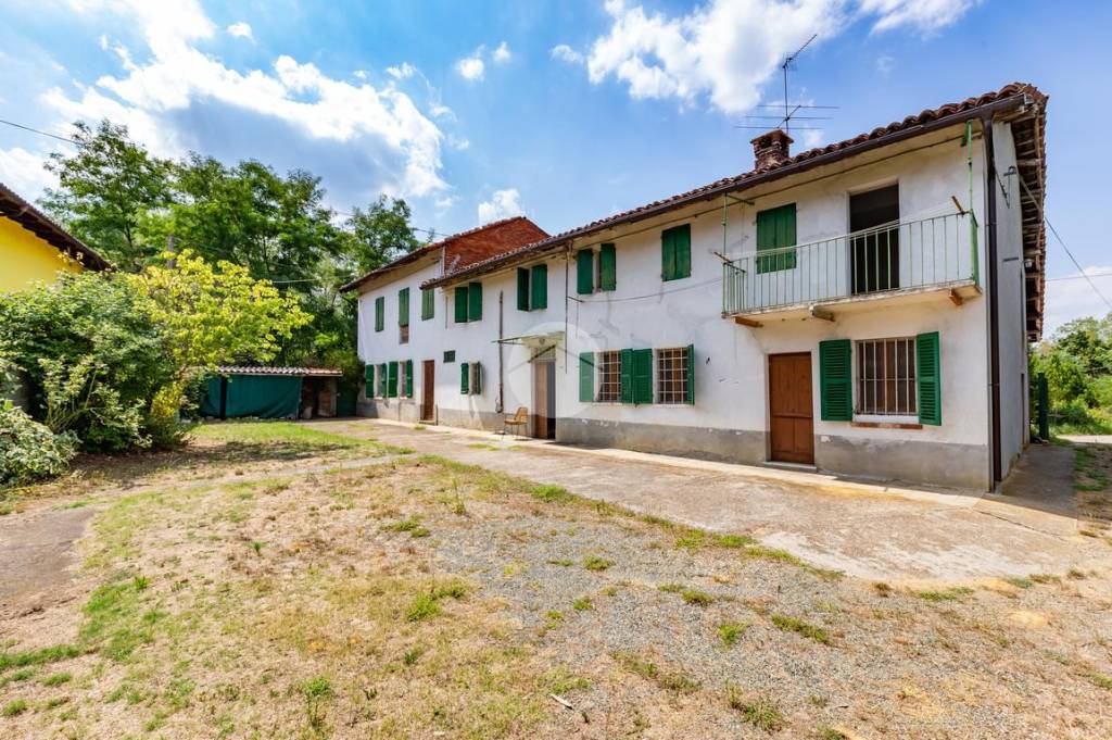 Casa Indipendente in vendita a Refrancore cascine Mucchi, 24