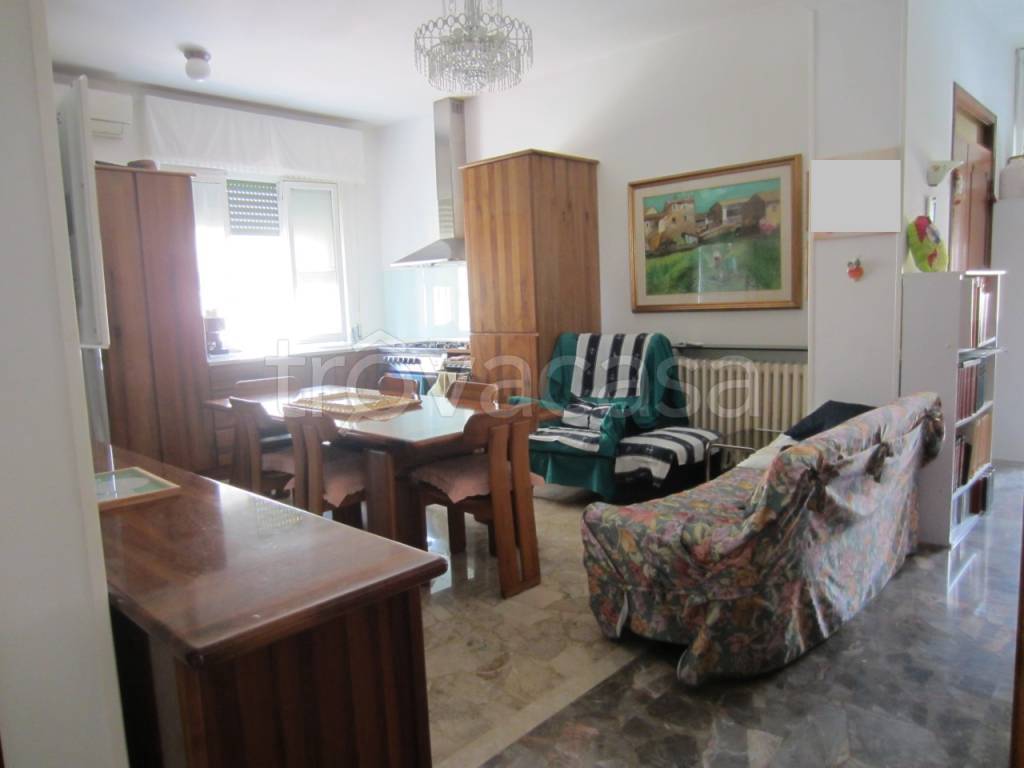 Appartamento in vendita a Sant'Elpidio a Mare via IV Giornate di Napoli