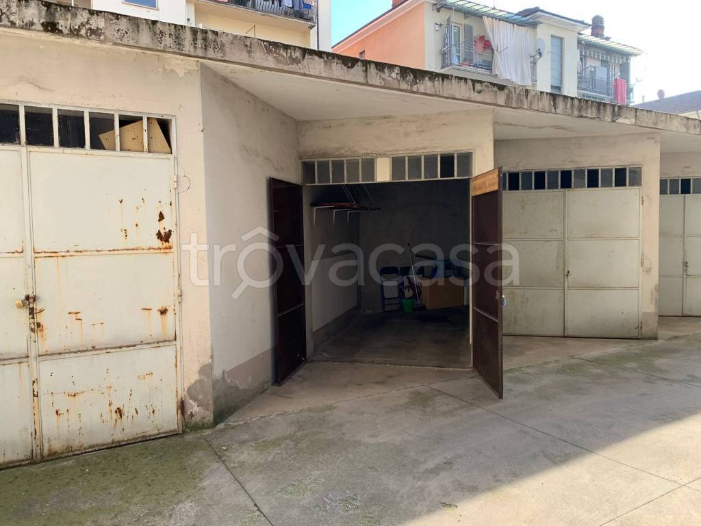 Garage in vendita a Pinerolo via Brunone Lanteri, 28