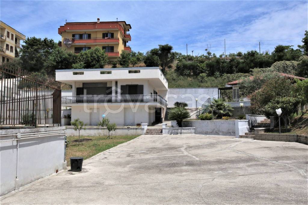 Villa in vendita a Marano di Napoli via Torre Dentice