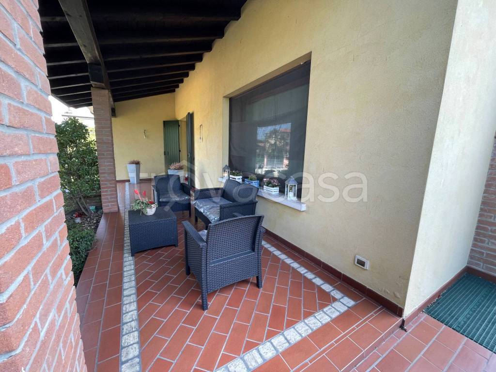 Villa in vendita a Maserada sul Piave viale Antonio Caccianiga
