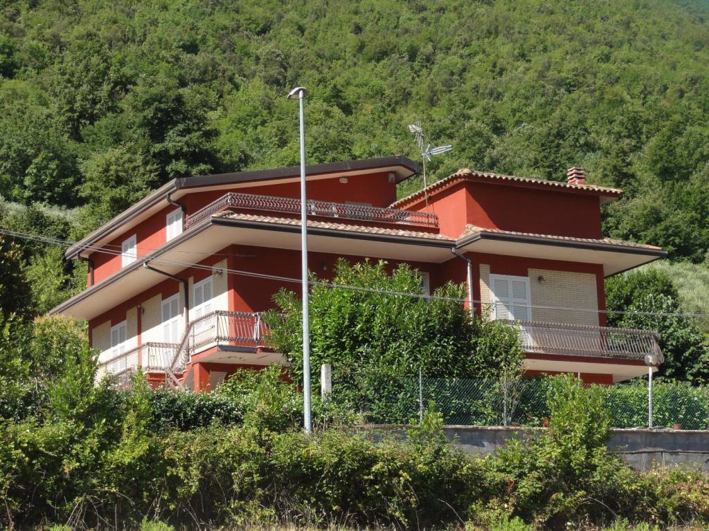 Villa in vendita a Ceccano via Pedemontana