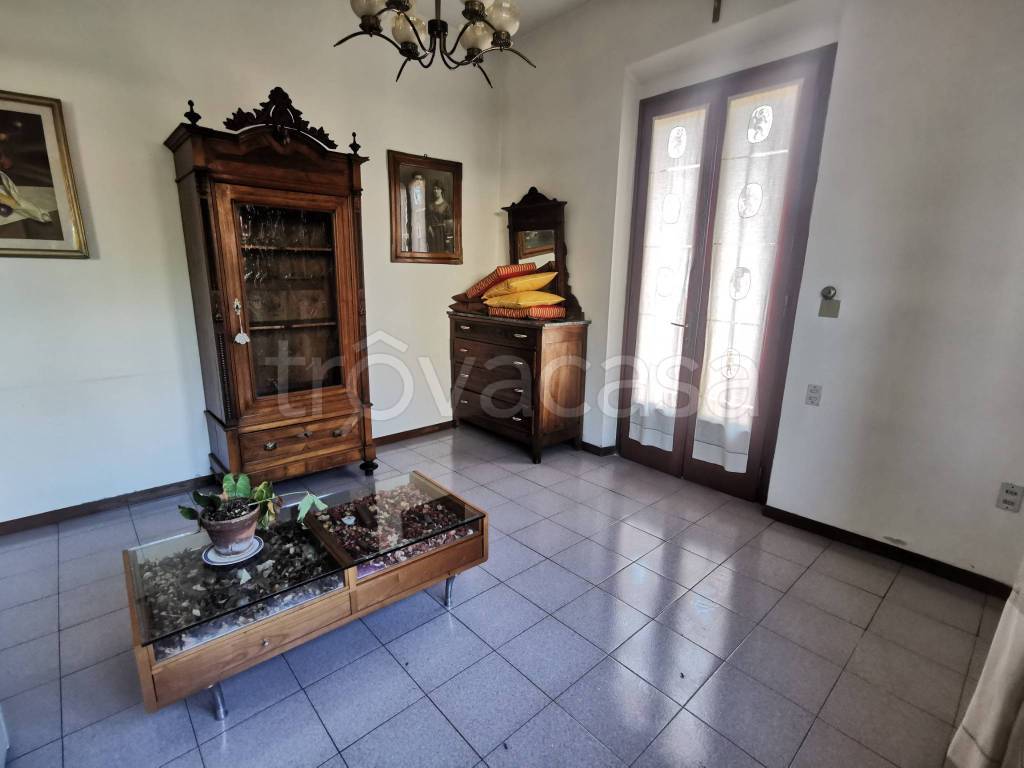 Casa Indipendente in vendita ad Agliana via Enea Colzi