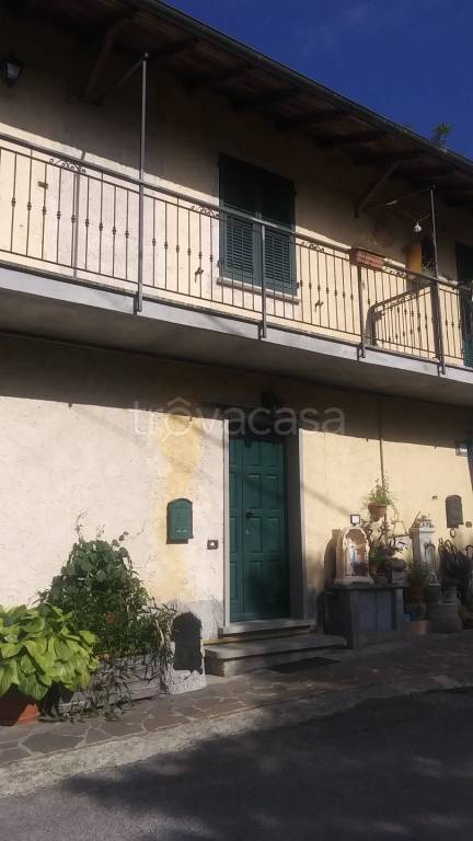 Appartamento in vendita a Varese Ligure via della Chiesa, 28