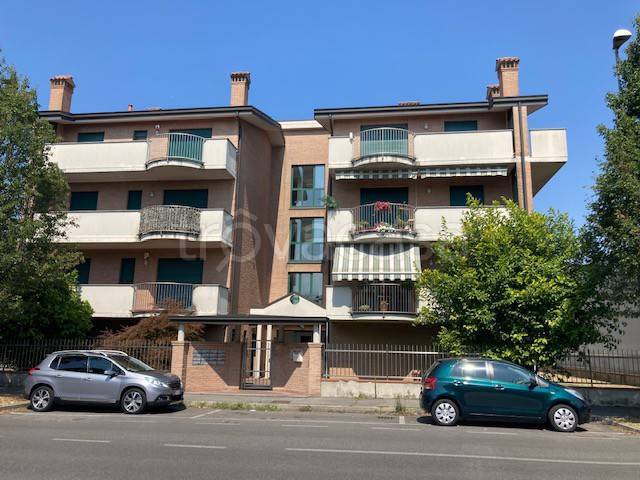 Appartamento in vendita a Lodi via Felice Cavallotti